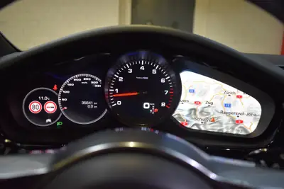 Porsche Panamera 4S PDK — Berline sportive Techart, 35000 km, service à jour — Miniature 22