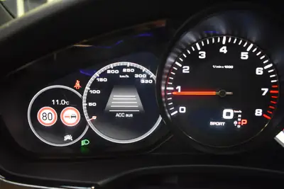 Porsche Panamera 4S PDK — Berline sportive Techart, 35000 km, service à jour — Miniature 25
