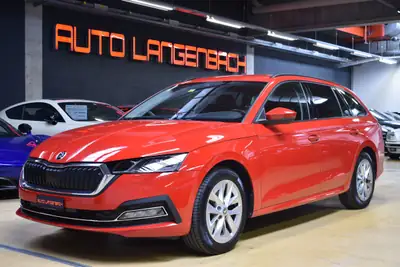 Skoda Octavia Combi 1.5 TSI mHEV — Hybride léger, faible consommation et première main — vue extérieure
