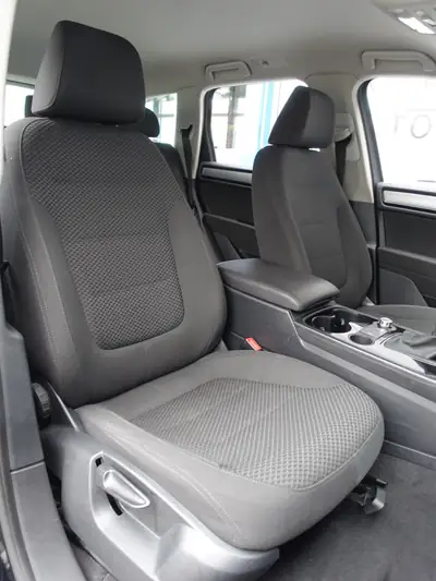 VW Touareg 3.0 TDI BlueMotion — SUV premium diesel, technologie économe et fiable — Thumbnail 10