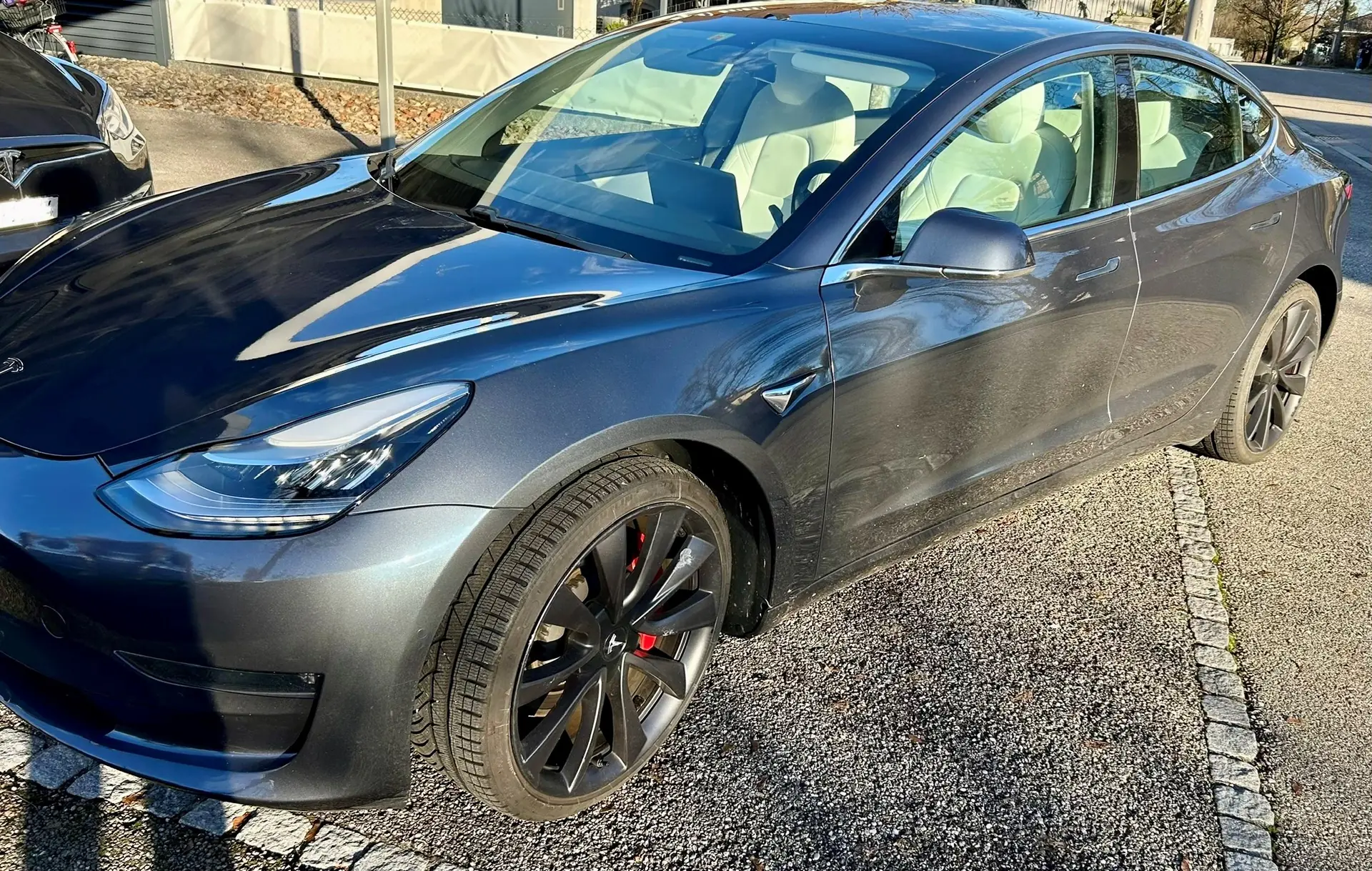 Tesla Model 3 2020 occasion Solothurn — 1