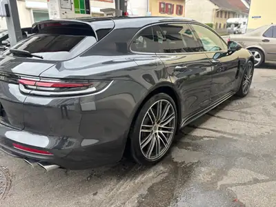 Porsche Panamera 4 Sport Turismo — Break sportif turbo, 29'000 km seulement — Miniatur 8