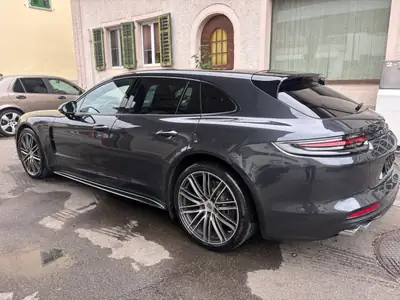 Porsche Panamera 4 Sport Turismo — Break sportif turbo, 29'000 km seulement — Miniatur 11