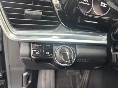 Porsche Panamera 4 Sport Turismo — Break sportif turbo, 29'000 km seulement — Miniatur 16