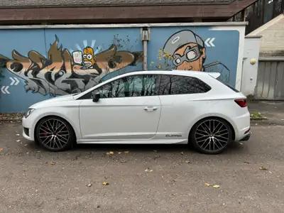 SEAT Leon SC 2.0 TSI Cupra 290 — Sportive compacte dynamique, 56'000 km seulement — fianco