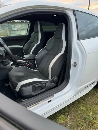 SEAT Leon SC 2.0 TSI Cupra 290 — Sportive compacte dynamique, 56'000 km seulement — interni