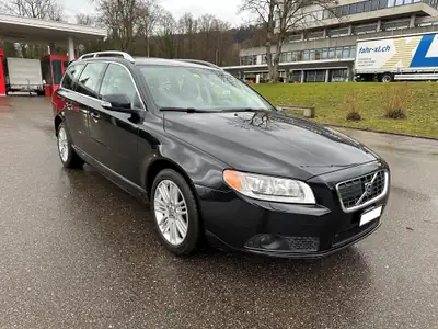 Volvo V70 T6 AWD Summum — Break premium 285 ch, traction intégrale, état exceptionnel — cruscotto