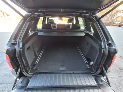 BMW X5 xDrive 50i — SUV premium 408 ch, équipement complet et sécurité maximale — Miniatura 9