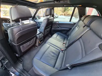 BMW X5 xDrive 50i — SUV premium 408 ch, équipement complet et sécurité maximale — Miniatura 8