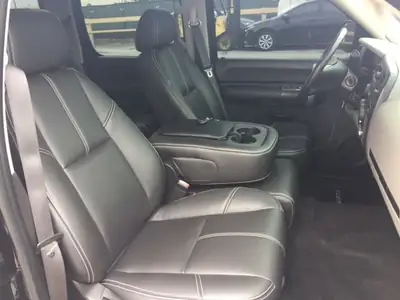 Chevrolet Silverado Crew Cab — Puissant pickup américain 299 ch, sans accident — intérieur