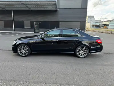 Mercedes-Benz E 63 AMG — Berline sport 525 ch, performance authentique — interni