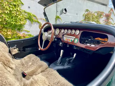 Morgan Plus 8 LeMans62 — Légende britannique rare, 250 ch optimisés, cabriolet collector — Miniatura 9