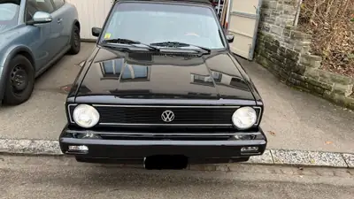 VW Golf Cabrio 1800 Sport-Line — Roadster classique des années 90, sans accident — Innenraum