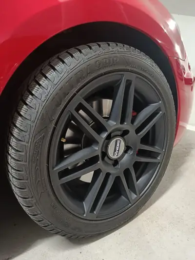 VW Golf 2.0 TSI GTI Adidas DSG — Sportive iconique, 211 ch et boîte auto — Thumbnail 7