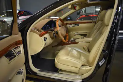 Mercedes-Benz S 500 4Matic — Berline de prestige allemande, entretien impeccable — Miniature 11