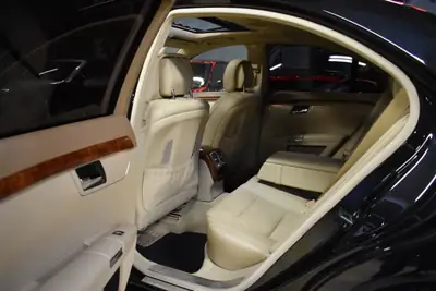 Mercedes-Benz S 500 4Matic — Berline de prestige allemande, entretien impeccable — Miniature 14