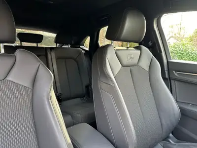 Audi Q3 Sportback 40 TFSI S line — SUV coupé dynamique, 28'000 km seulement — vista posteriore