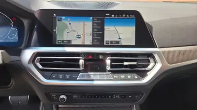 BMW 330e Steptronic M Sport — Berline hybride rechargeable, 89 900 km, état impeccable — Miniature 10