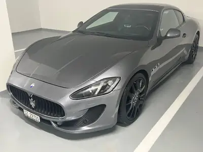 Maserati GranTurismo Sport Automatica — Coupé haute performance, 54'000 km, impeccable — Heckansicht