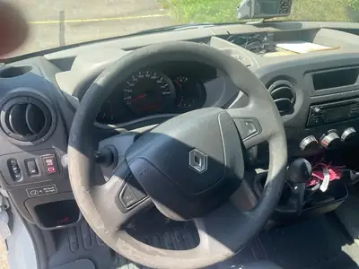 Renault Master 163 ch — Utilitaire robuste, contrôle technique frais, sans sinistre — vista posteriore