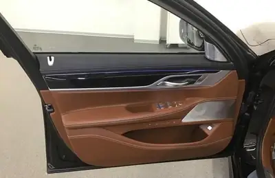BMW M760Li xDrive — Berline de luxe 610 ch, seulement 65'000 km — Miniatur 8