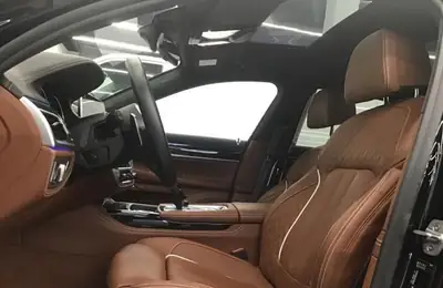 BMW M760Li xDrive — Berline de luxe 610 ch, seulement 65'000 km — Miniatur 9