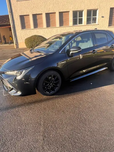 Toyota Corolla 2.0 HSD Trend — Hybride performant, 39 000 km seulement — dettaglio
