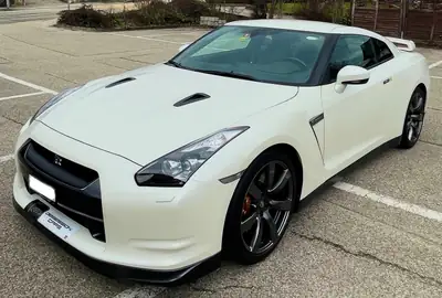 Nissan GT-R 3.8 V6 Biturbo — Supercar iconique, 486 ch de pure adrénaline — intérieur