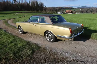 Rolls-Royce Corniche Fixed Head Coupé 1971 — Chef-d'œuvre britannique, 124'000 km — détail