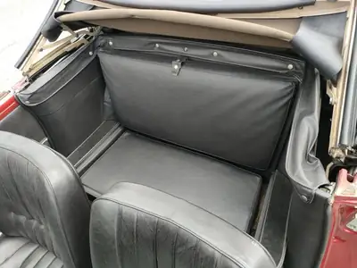 Renault Caravelle 1963 — Cabriolet vintage mythique, 108 000 km, sans accident — Miniatura 9
