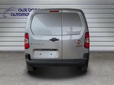 FIAT Doblo e-Doblo L1 50kWh — Monospace électrique suisse, quasi neuf — Detail