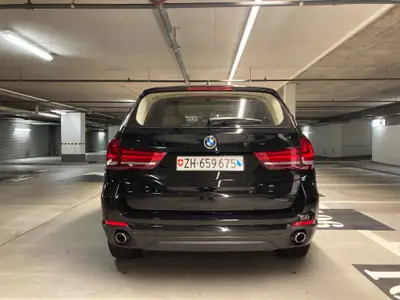 BMW X5 xDrive 25d Steptronic — SUV premium diesel, 67'000 km, sans sinistre — interni