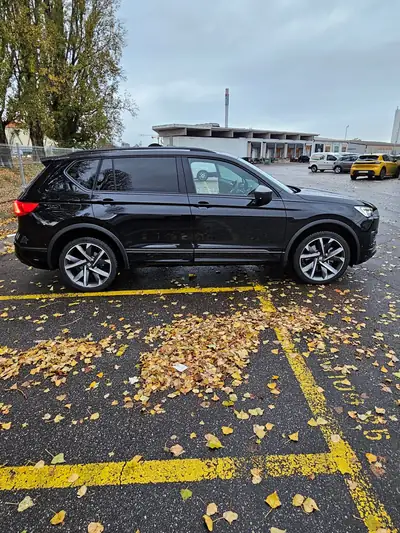 SEAT Tarraco 2.0 TDI 4Drive — SUV 7 places puissant, 45'000 km seulement — vista esterna
