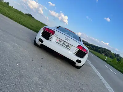 Audi R8 Coupé 4.2 — Supercar allemande 420 ch, état impeccable, première main — Seitenansicht