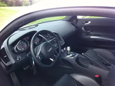 Audi R8 Coupé 4.2 — Supercar allemande 420 ch, état impeccable, première main — Detail
