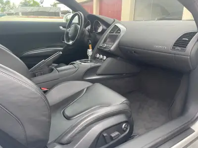 Audi R8 Coupé 4.2 — Supercar allemande 420 ch, état impeccable, première main — Miniatur 7