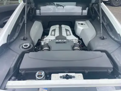 Audi R8 Coupé 4.2 — Supercar allemande 420 ch, état impeccable, première main — Miniatur 8