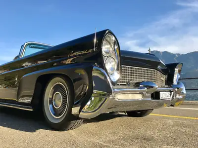 Lincoln Continental Mark 3 1958 — Cabriolet légendaire V8, 6 places, état impeccable — détail