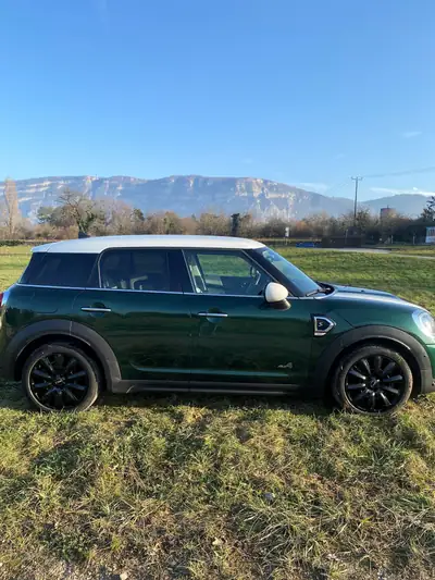 MINI Countryman Cooper S ALL4 — SUV compact premium, transmission automatique, 192 ch — Innenraum