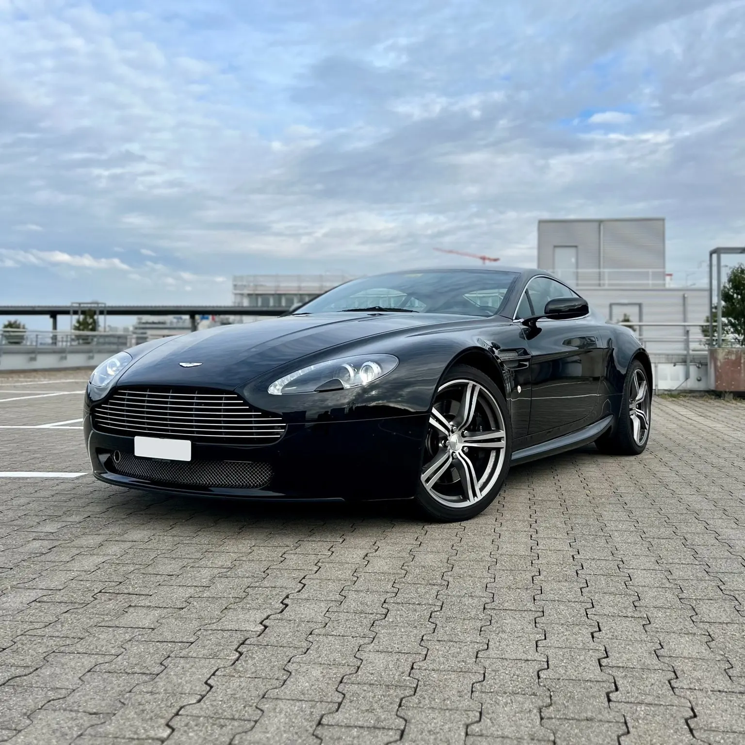 Aston Martin V8 Vantage 2008 occasion Schaffhausen — 2