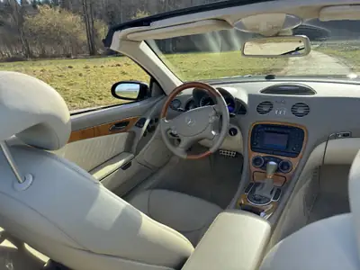 Mercedes-Benz SL 600 — Cabriolet légendaire, 500 ch et état d'origine exceptionnel — Miniatura 11