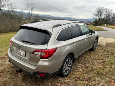 Subaru Outback 2.5i Swiss AWD — SUV polyvalent, traction intégrale, faible kilométrage — Armaturenbrett