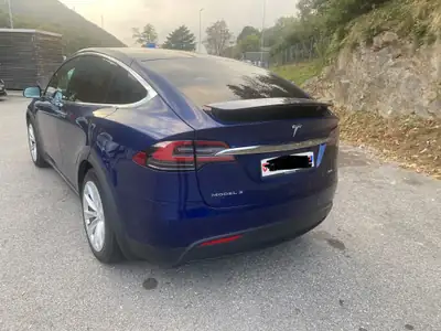 Tesla Model X 100D — SUV électrique 7 places, 525 ch, excellent état — vista posteriore