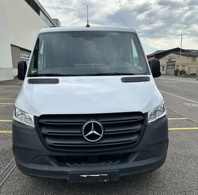 Mercedes-Benz Sprinter 311 CDI — Utilitaire robuste, faible kilométrage, 6 places — interni