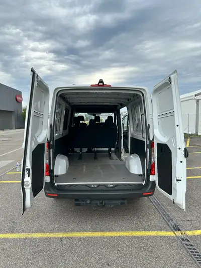 Mercedes-Benz Sprinter 311 CDI — Utilitaire robuste, faible kilométrage, 6 places — Miniatura 16