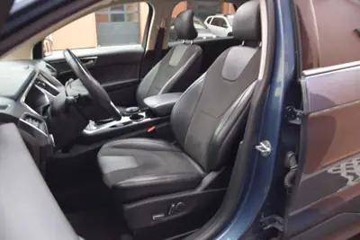 Ford Edge 2.0 TDCi ST-Line 4WD — SUV robuste diesel, toit ouvrant panoramique — Miniature 13