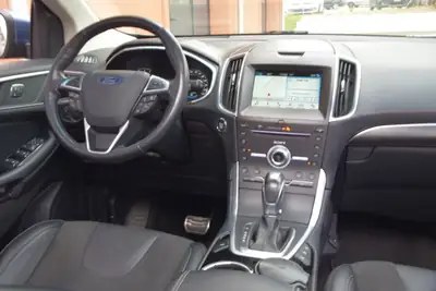Ford Edge 2.0 TDCi ST-Line 4WD — SUV robuste diesel, toit ouvrant panoramique — Miniature 22