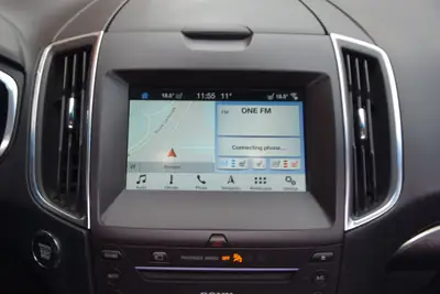 Ford Edge 2.0 TDCi ST-Line 4WD — SUV robuste diesel, toit ouvrant panoramique — Miniature 27