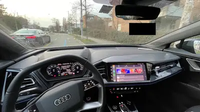 Audi Q4 e-tron 50 quattro — SUV électrique premium 299 ch, 37 000 km — tableau de bord