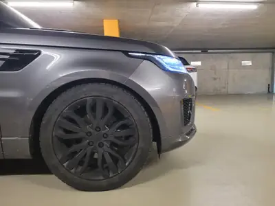 Land Rover Range Rover Sport 3.0 SDV6 — SUV premium diesel, 63 500 km seulement — détail